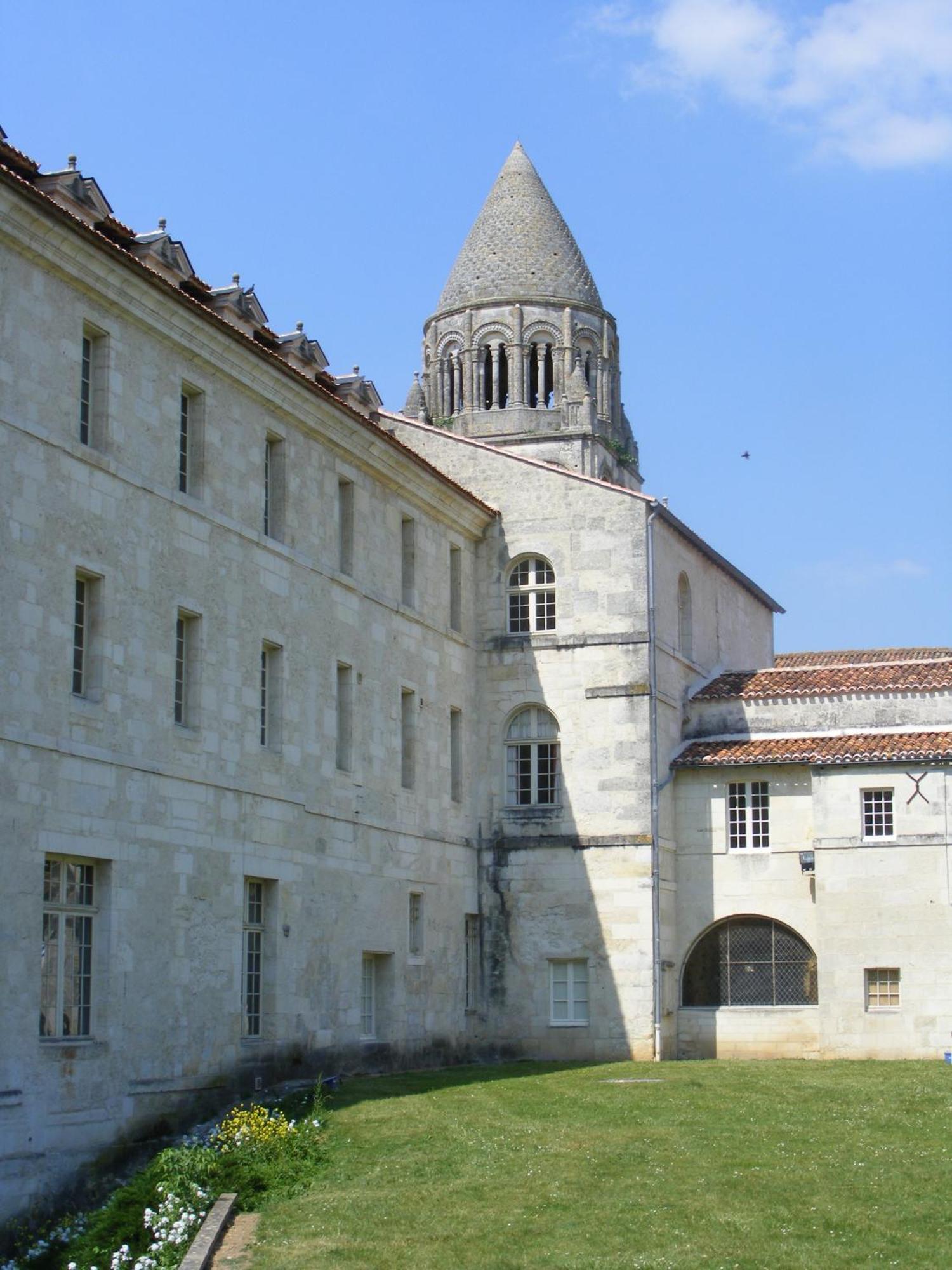 Les Chambres De L'Abbaye Saintes Eksteriør bilde