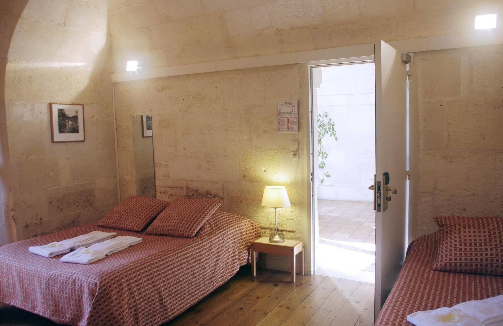 Les Chambres De L'Abbaye Saintes Eksteriør bilde